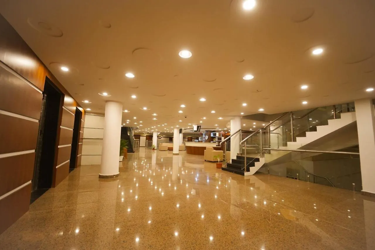 Bigmall Residency Nīleshwar Hotel